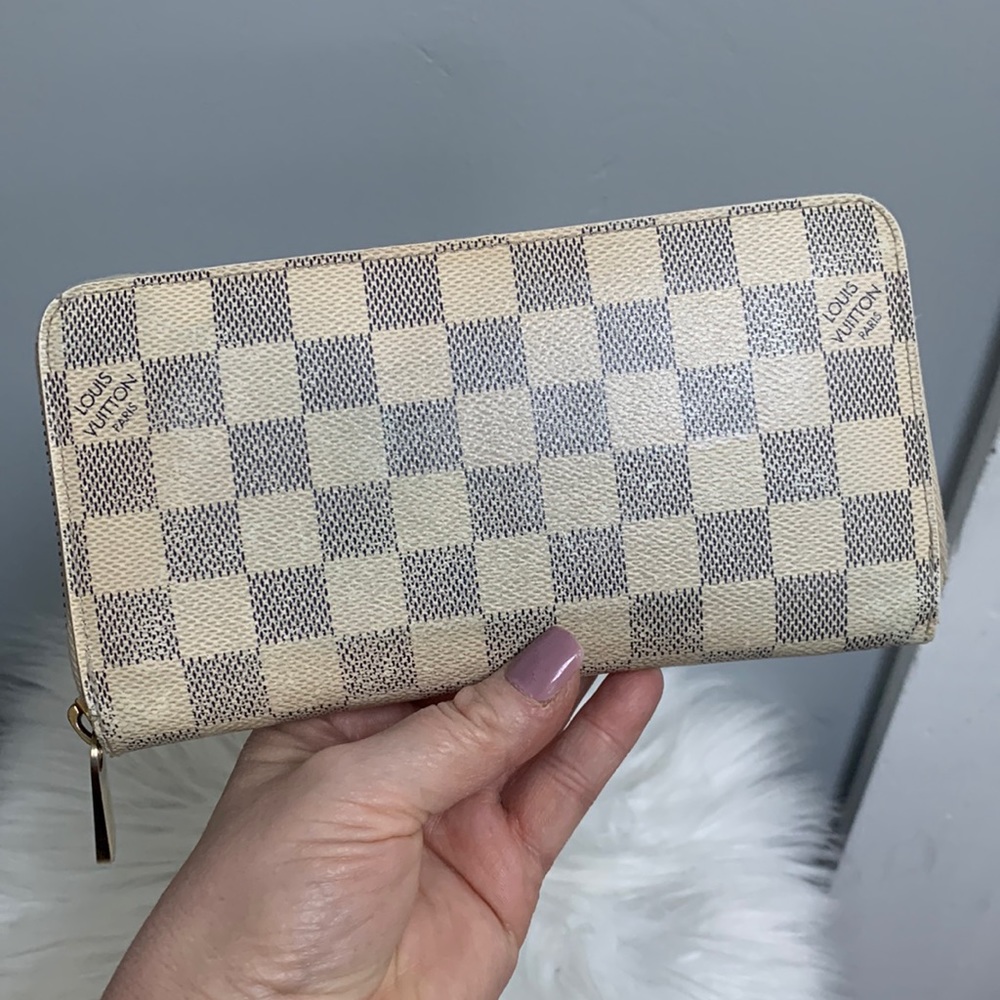 2012 authentic Louis Vuitton Damier Azure (DA) zippy long wallet